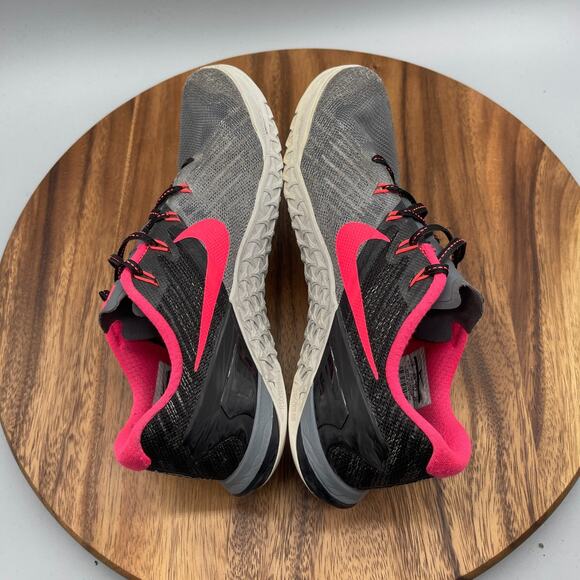 Nike Metcon 3 Shoes Womens 9 Gray Solar Red Pink Training Gym Comfort Workout - Picture 6 of 8